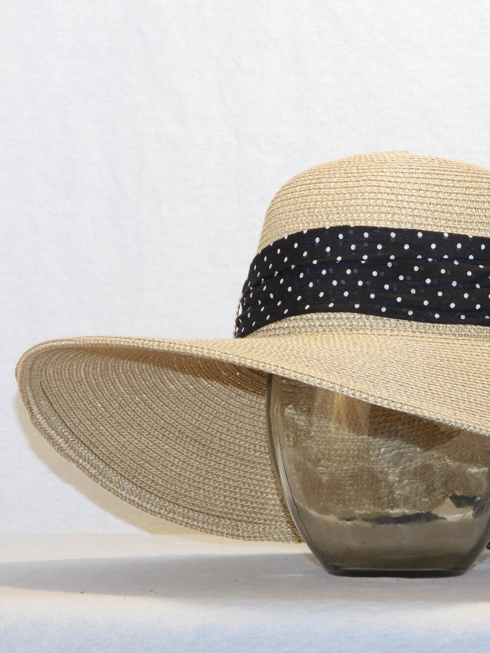 Sun Hat - Picture 4 of 7